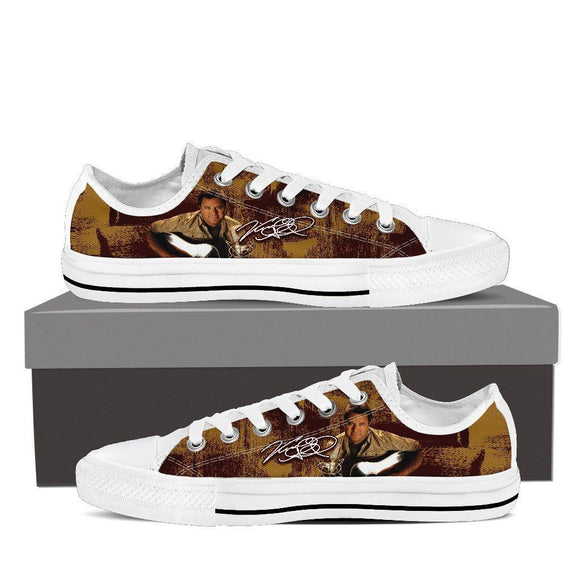 vince gill ladies low cut sneakers