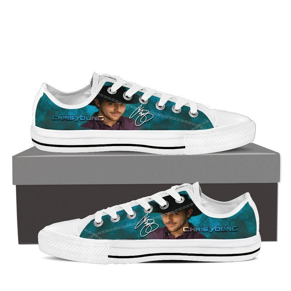 chris young mens low cut sneakers