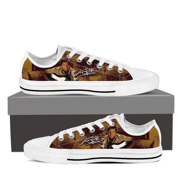 vince gill mens low cut sneakers